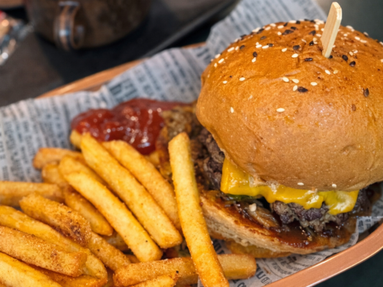 Groovy Mama Fusion Cafe slider image