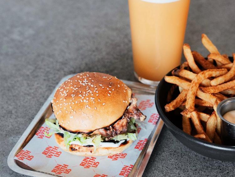 Running with Thieves slider image