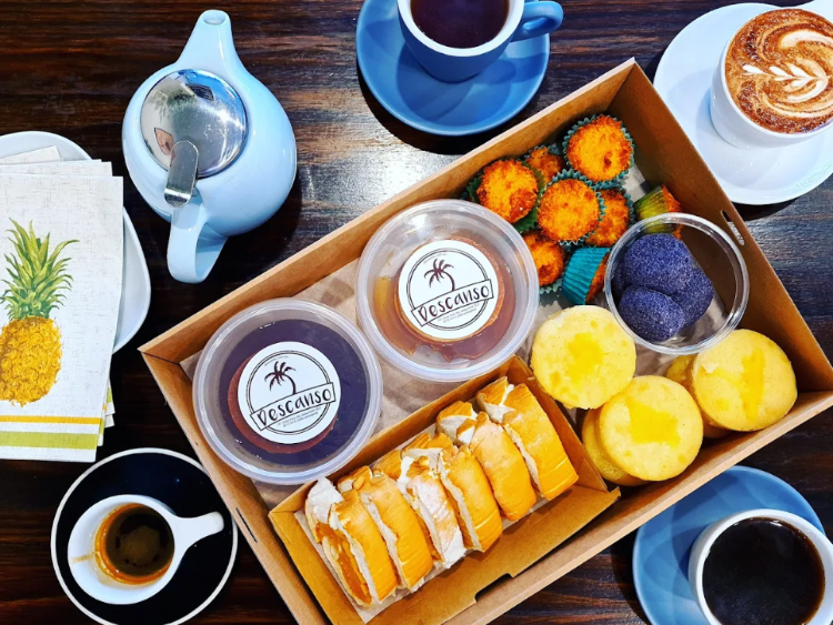 Descanso Cafe slider image