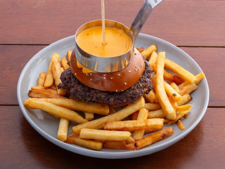 4 Mates Burgers - Bassendean slider image