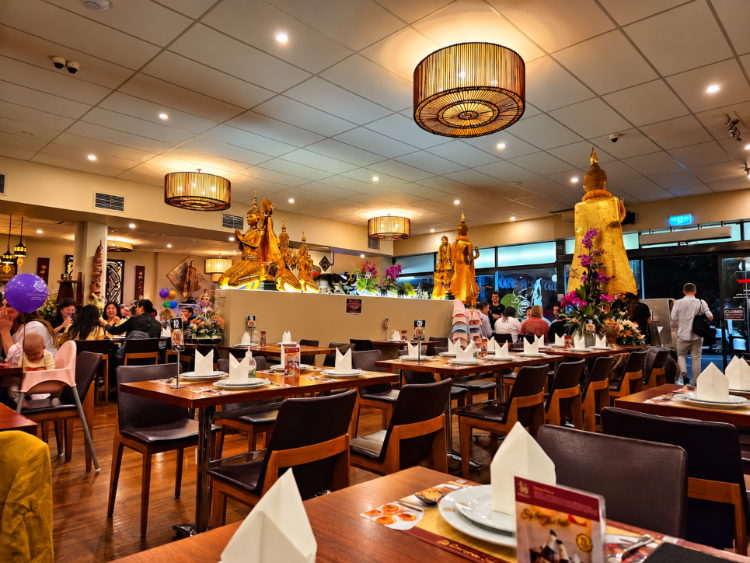 Thai Pothong Restaurant slider image