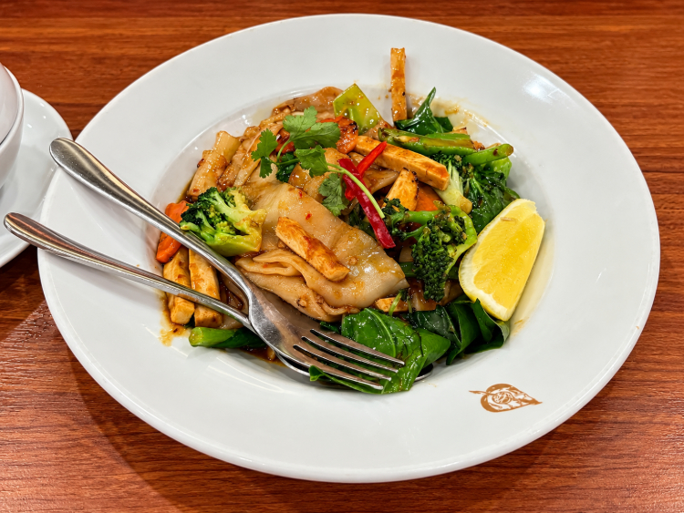Thai Pothong Restaurant slider image