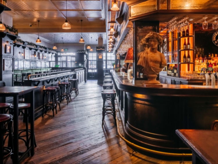 Queens Hotel slider image