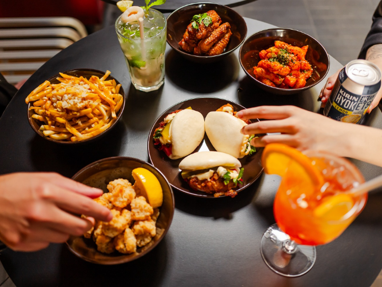 Bar Bubu Diner slider image