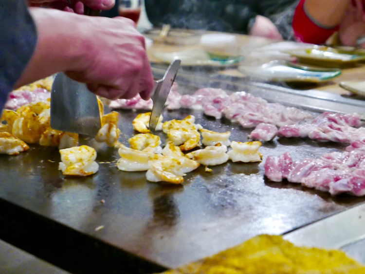 Hayashi Teppanyaki Restaurant slider image