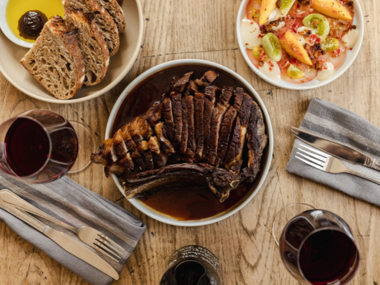 The Holland - Kensington slider image