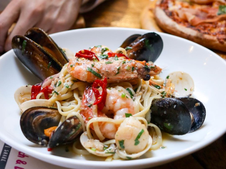 Vespa Caffe slider image