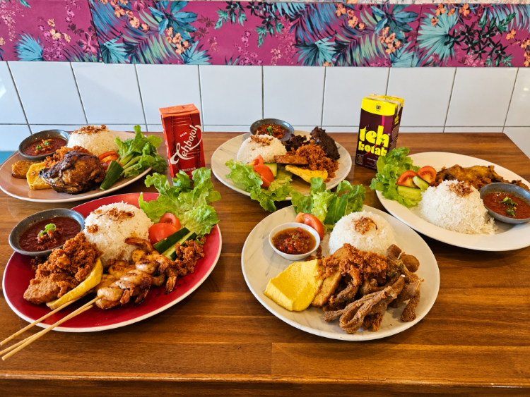 Bintang Cafe slider image
