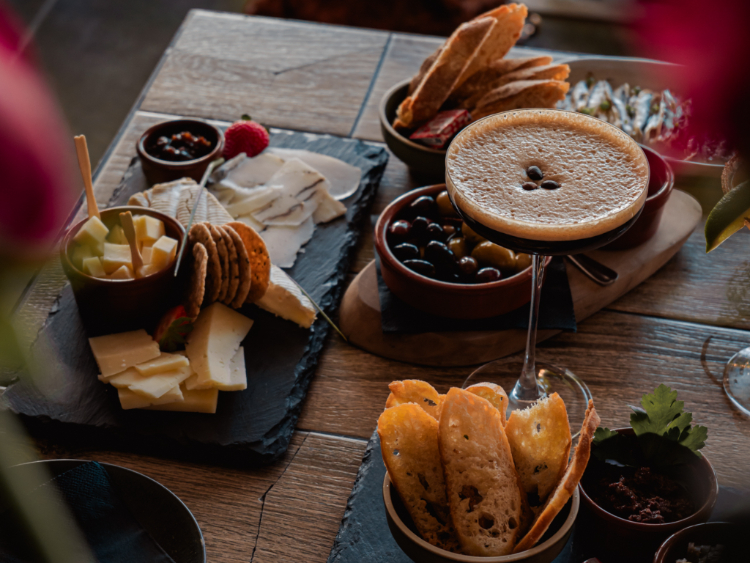 Lucien Bar slider image