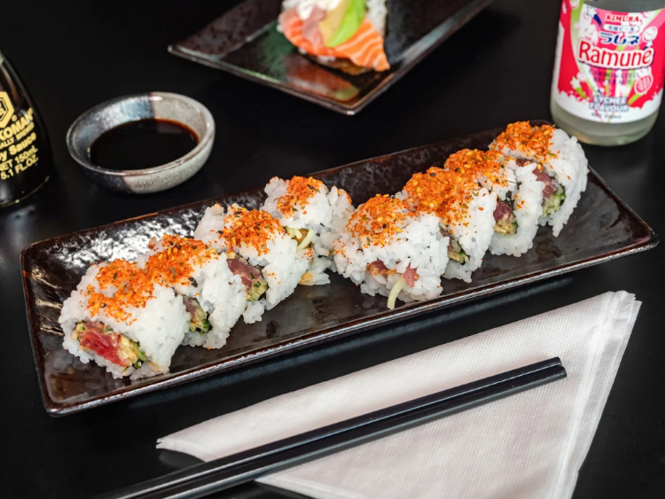 Issho Sushi - Carseldine slider image