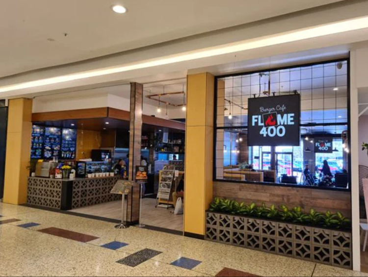 Flame 400 Burger Cafe - Mirrabooka slider image