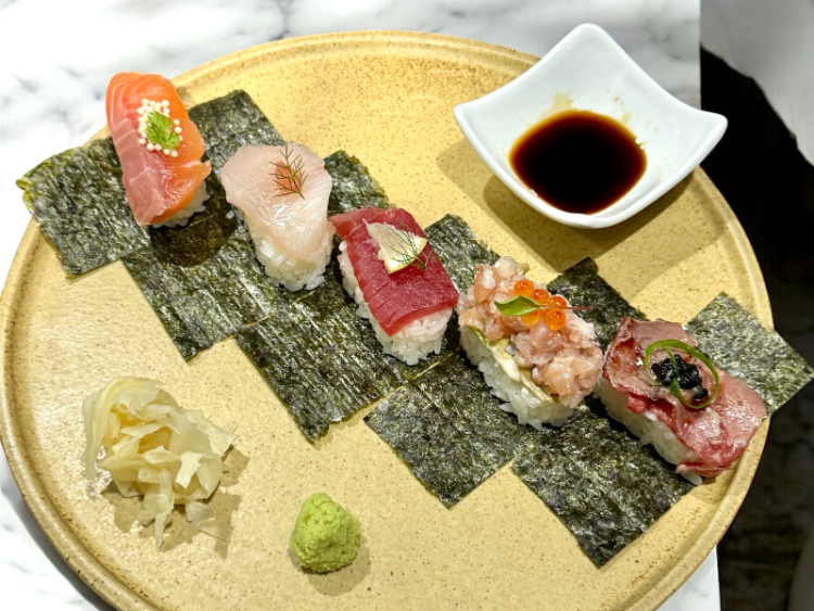 Izakaya Umina slider image