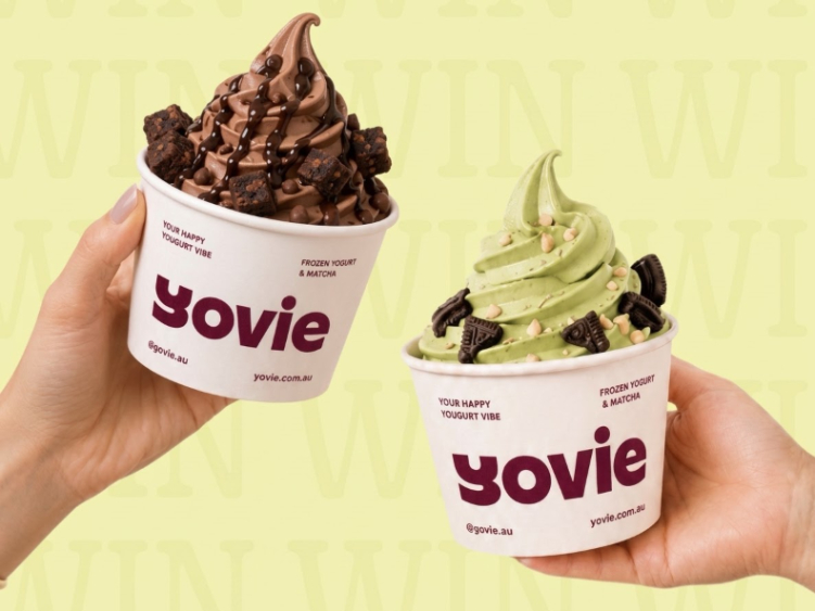 Yovie Frozen Yoghurt & Matcha slider image