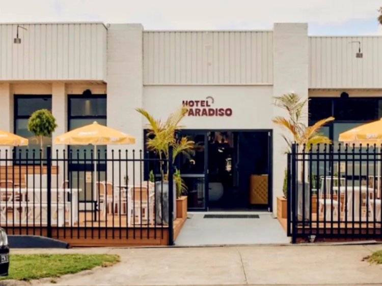 Hotel Paradiso slider image