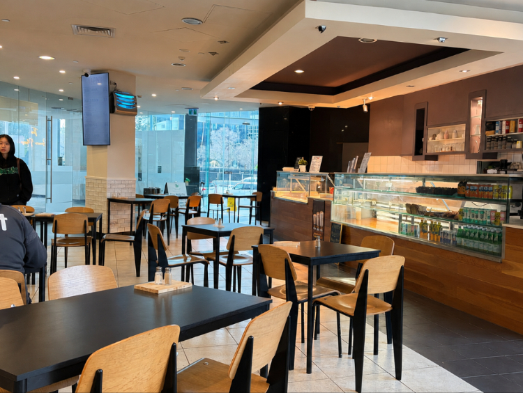 Cafe Regina slider image