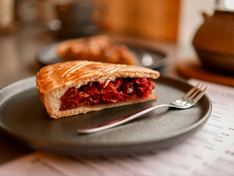 Trader & Co Cafe - Brisbane Airport slider image