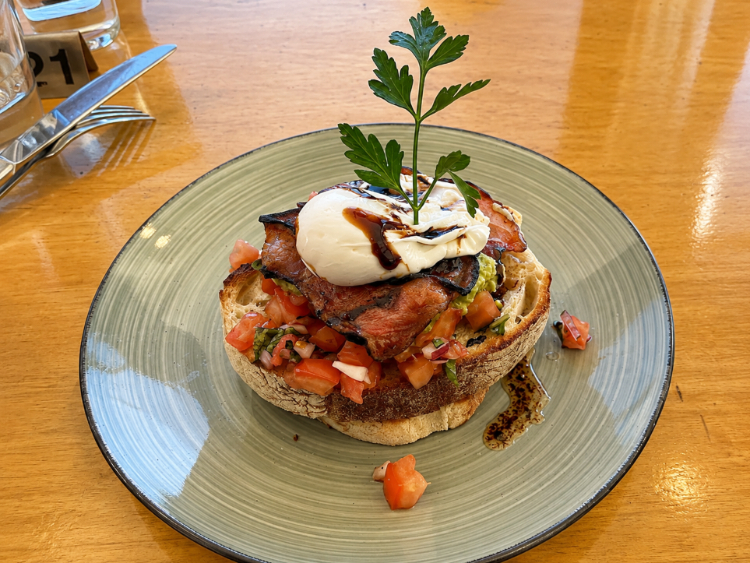 Flinderz Cafe and Restaurant slider image
