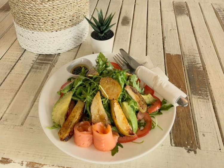 GR8 Spot Cafe slider image