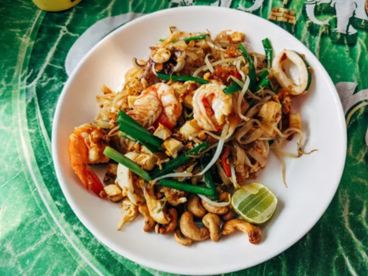 Ruck Thai Restaurant slider image