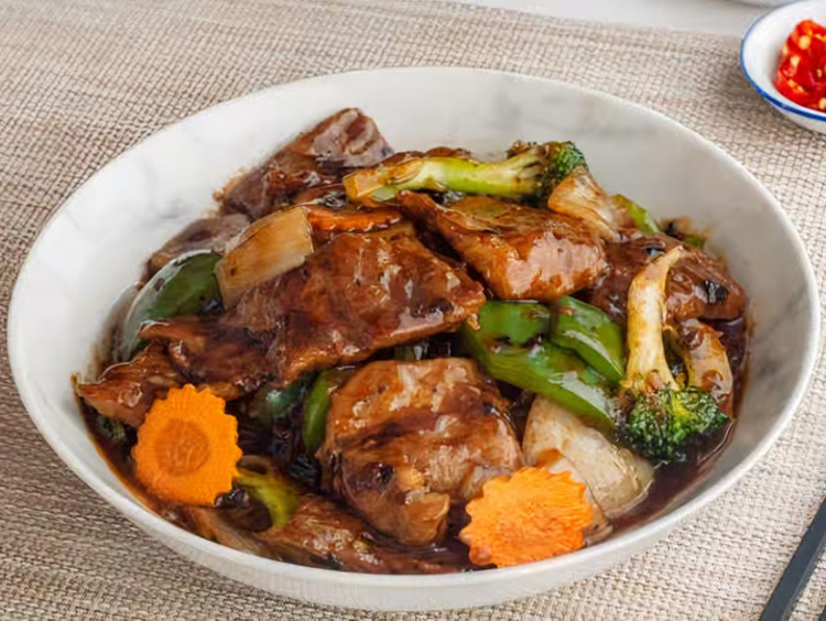 Mr Qs Restaurant - Leichhardt slider image