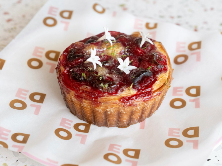 Lode Pies & Pastries - Circular Quay slider image
