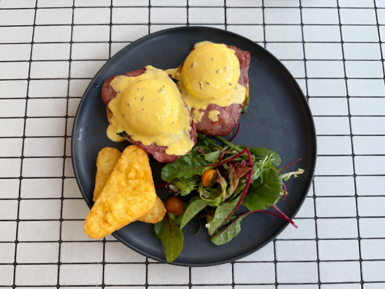 Clio Cafe slider image
