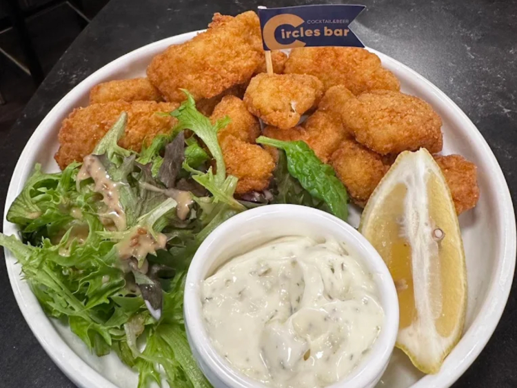 Circles Bar & Restaurant slider image