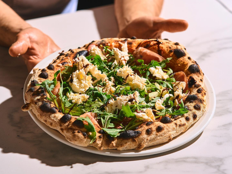 San Lorenzo Pizzeria slider image