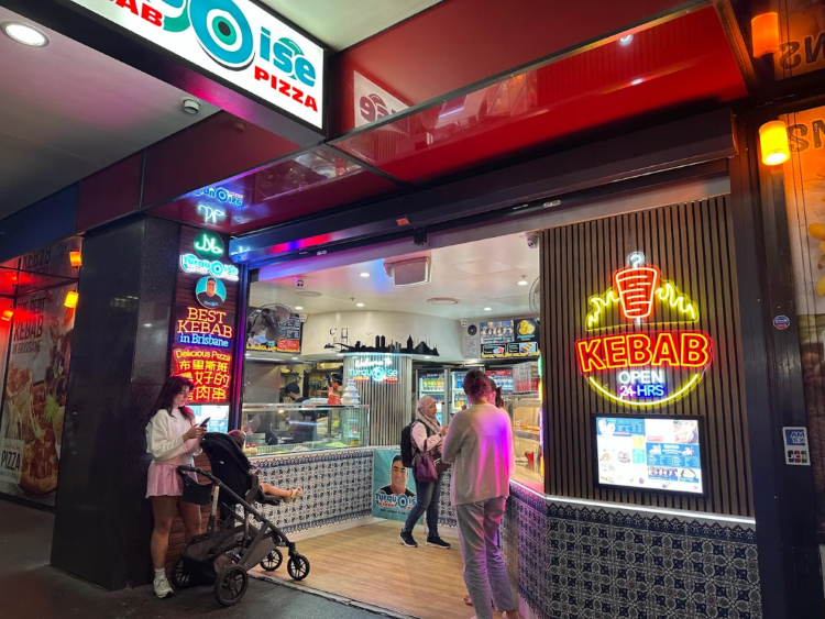 Turquoise Kebab and Pizza slider image