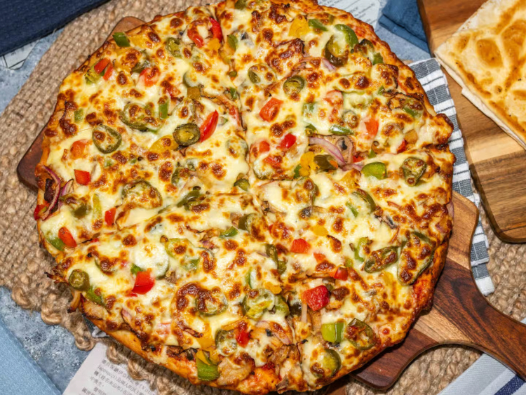 Turquoise Kebab and Pizza slider image