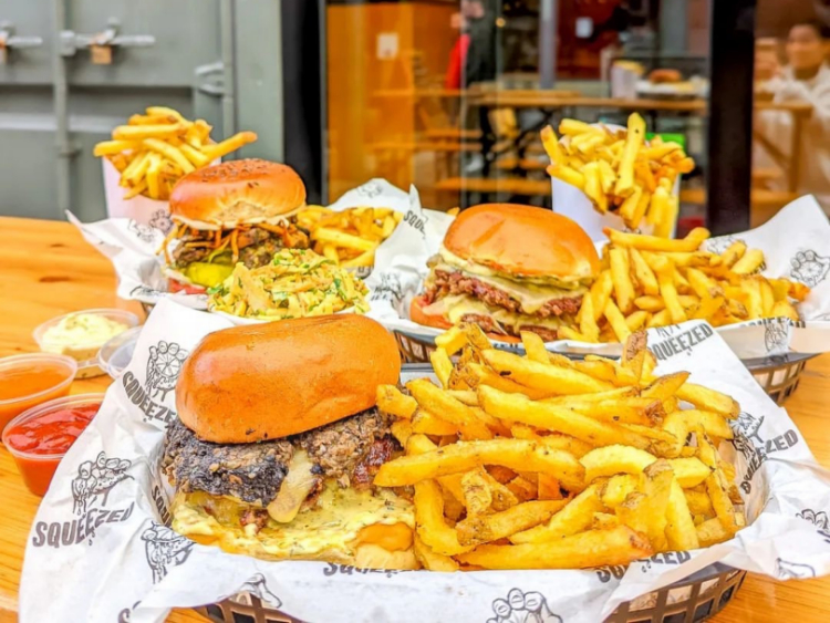 Squeezed slider image