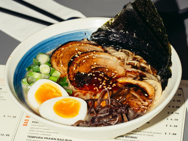 Yoru Umi slider image