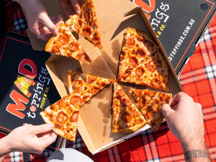 Mad Toppings - Liverpool slider image