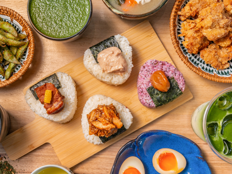 Mogu Mogu Onigiri Community - Circular Quay slider image