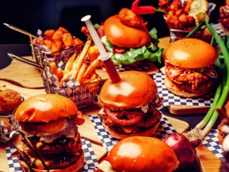 Benny's American Burgers - Glenelg slider image