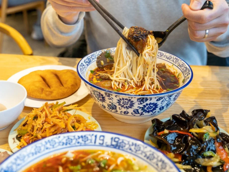 1915 Halal Lanzhou Beef Noodles - Emporium slider image