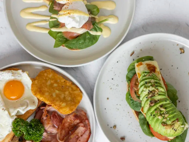 Crossroads Cafe, Bar & Kitchen  - Sunshine Coast Airport slider image