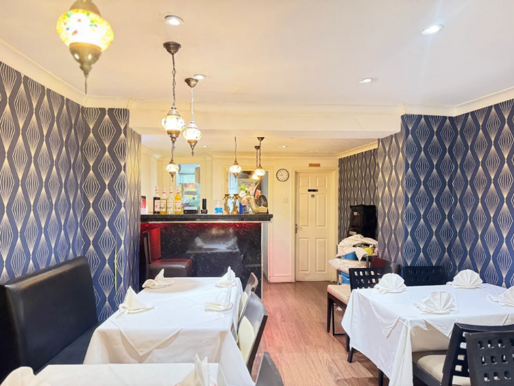 Leads Eatery Indian Restaurant & Takeaway slider image