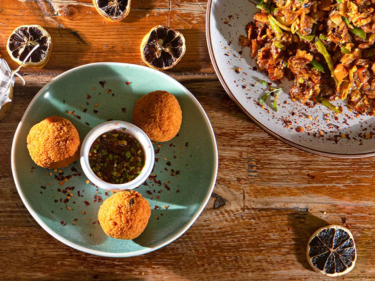 The Common Dish - Glebe slider image