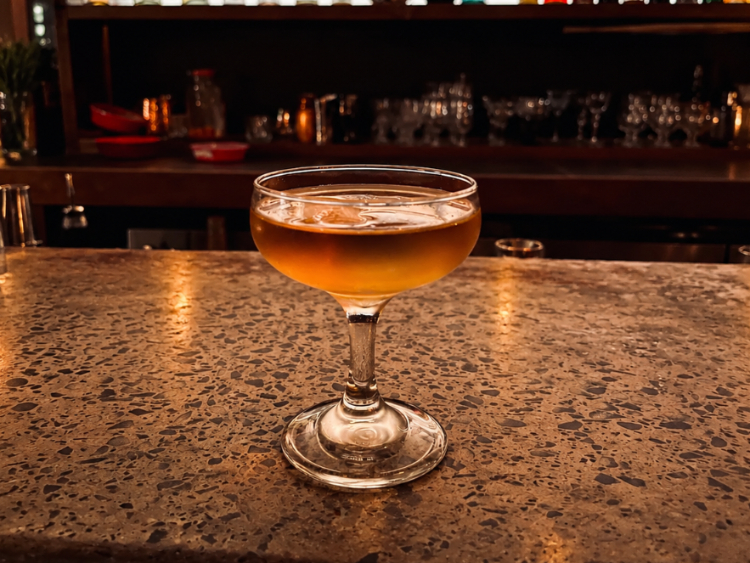 Lockwood Bar slider image