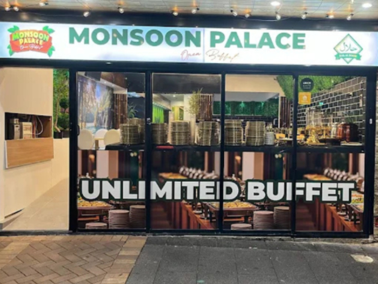 Monsoon Palace Indian Restaurant slider image