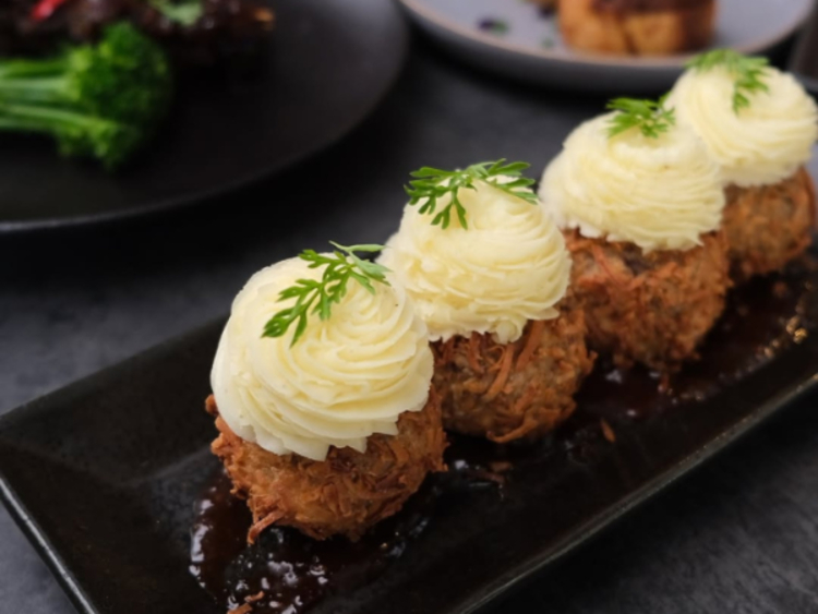 Paste Thai Restaurant - FOMO slider image