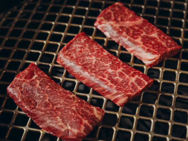 Sip & Sear slider image