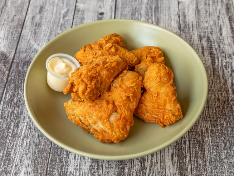 Ken Behrens Cafe & Burgers - Acton slider image