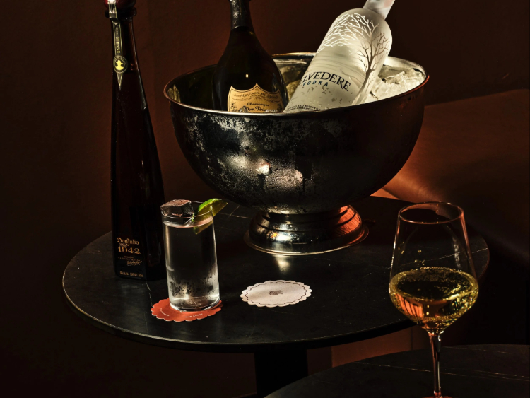 Bar Blanco slider image