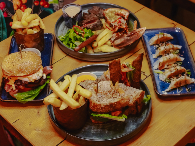 Nyla's - Leeds City Centre slider image