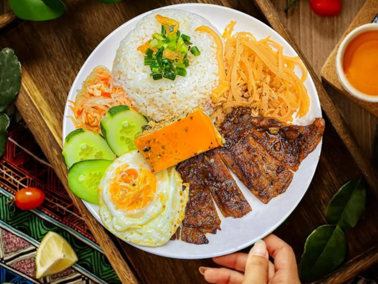 Saigon Savour Restaurant slider image