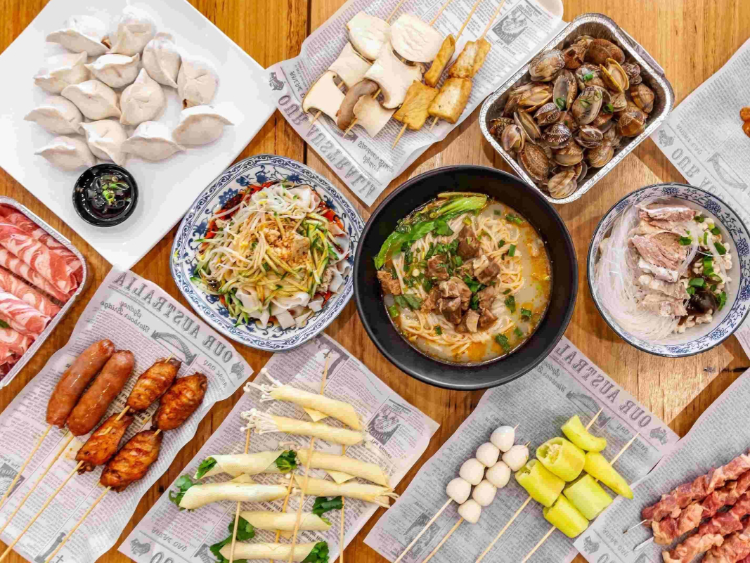BBQ Noodle Bar slider image