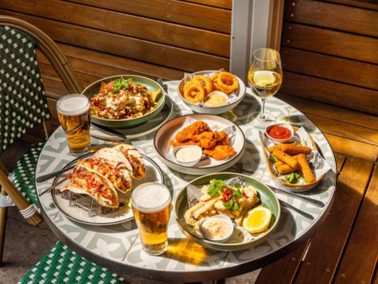 Sir Joseph Banks Hotel slider image