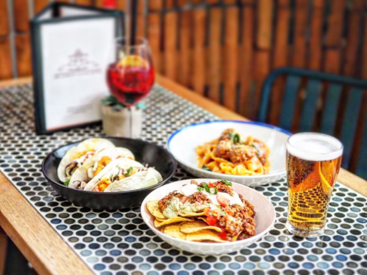 Sir Joseph Banks Hotel slider image